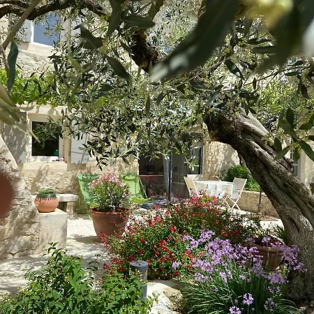 Le Mas Isachris T3 Hébergement de vacances La Garde-Adhémar