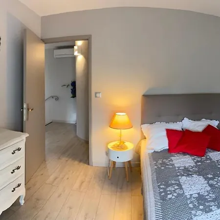 Le Mas Isachris T3 * La Garde-Adhémar