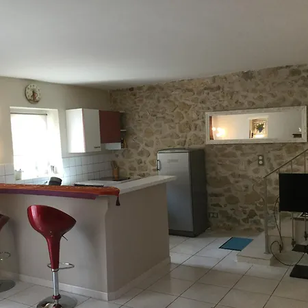 Hébergement de vacances Le Mas Isachris T3 *