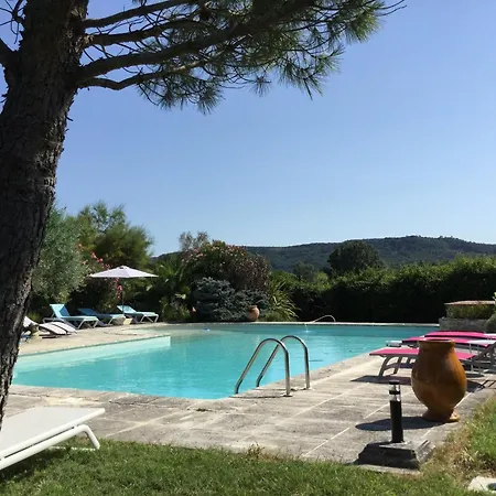 Le Mas Isachris T3 Hébergement de vacances *